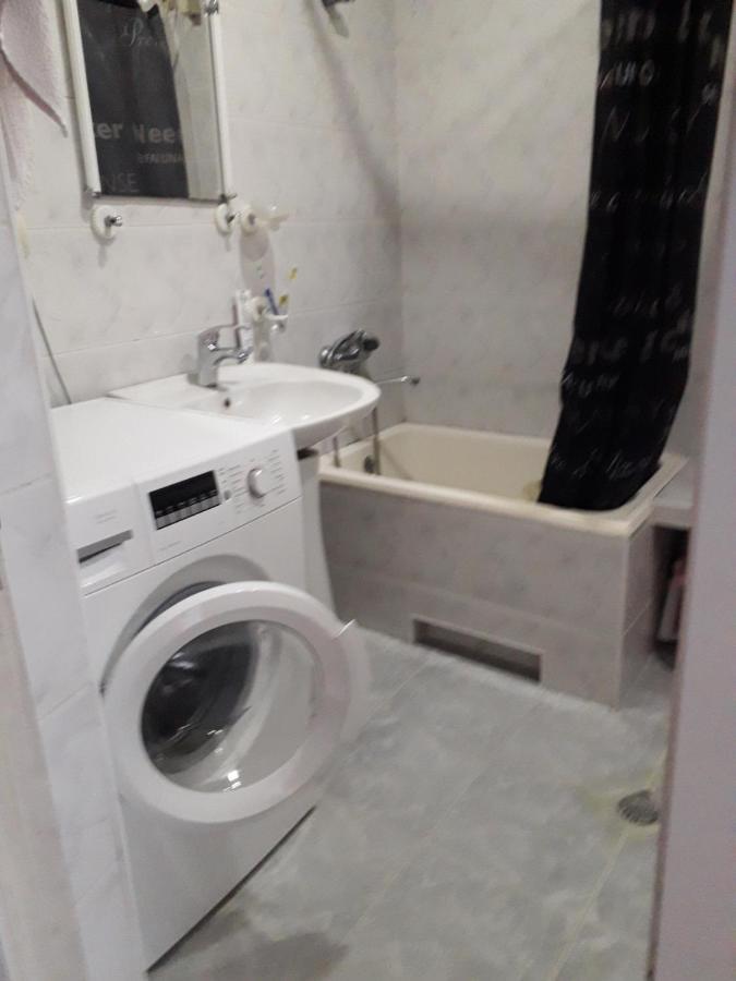 Apartment Boulevardside Batumi Esterno foto